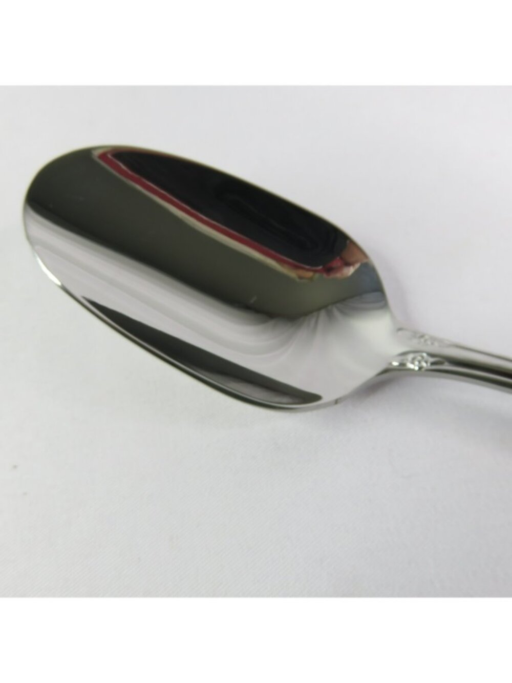 Oneida Kitchen Avalon OHS260 Lot of 4 Teaspoons New in Box - Picture 4 of 6